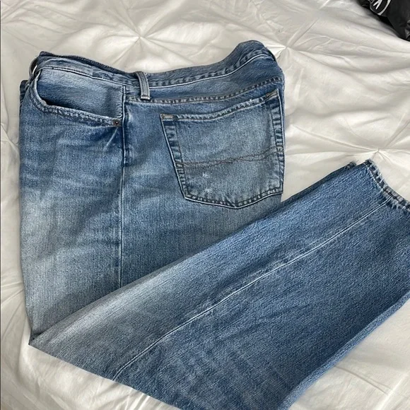 Lucky Brand Straight Blue Jeans with Worn-In Appeal - Picture 4 of 5